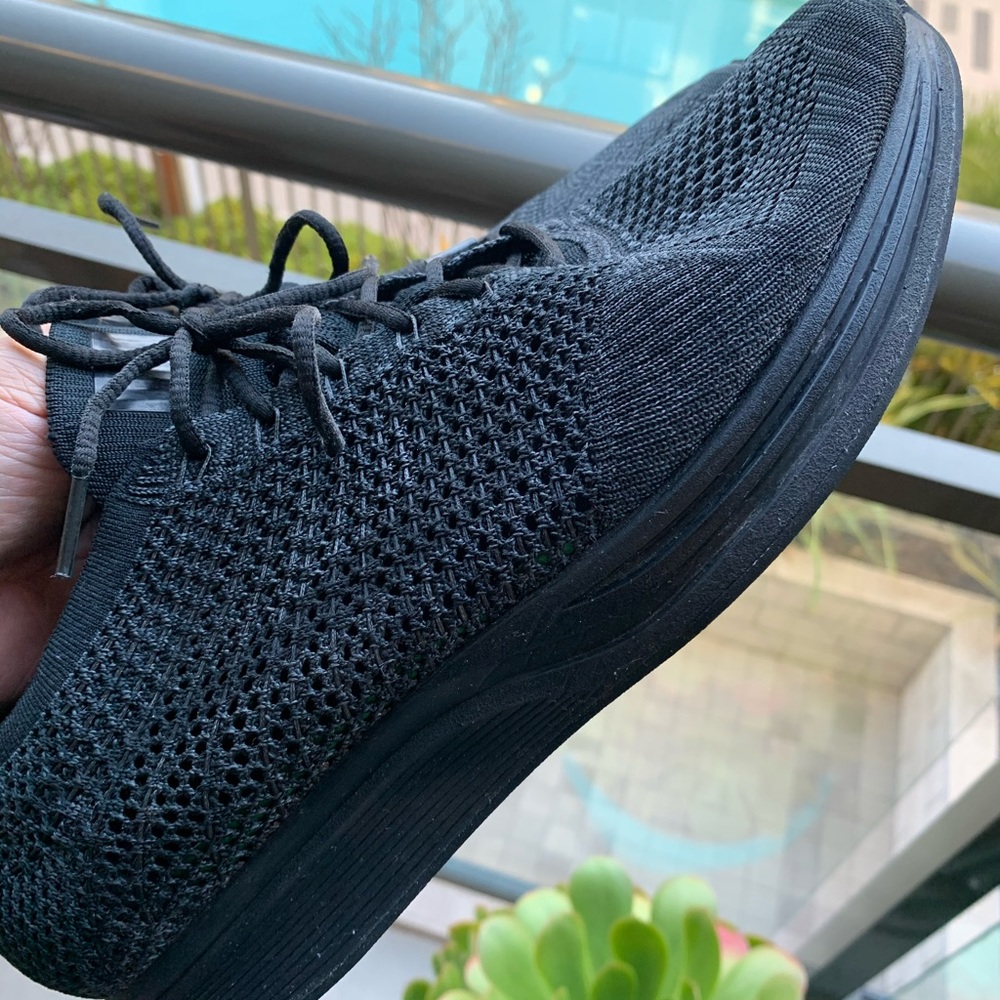 Nike Flyknit running shoes size 11. Worn twice